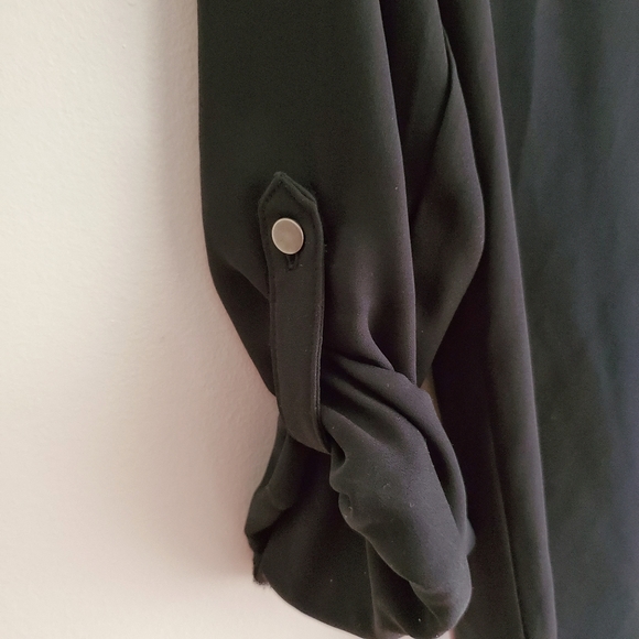 REITMANS Roll Up Blouse Black Size S - Picture 5 of 9